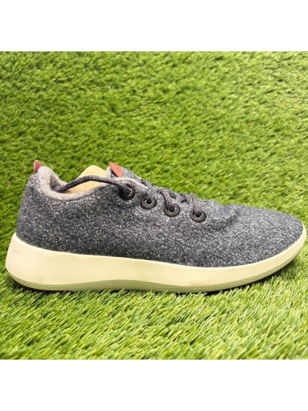 Allbirds Wool Runner Mizzles Womens Size 10 Gray Athletic Running Shoes Sneakers